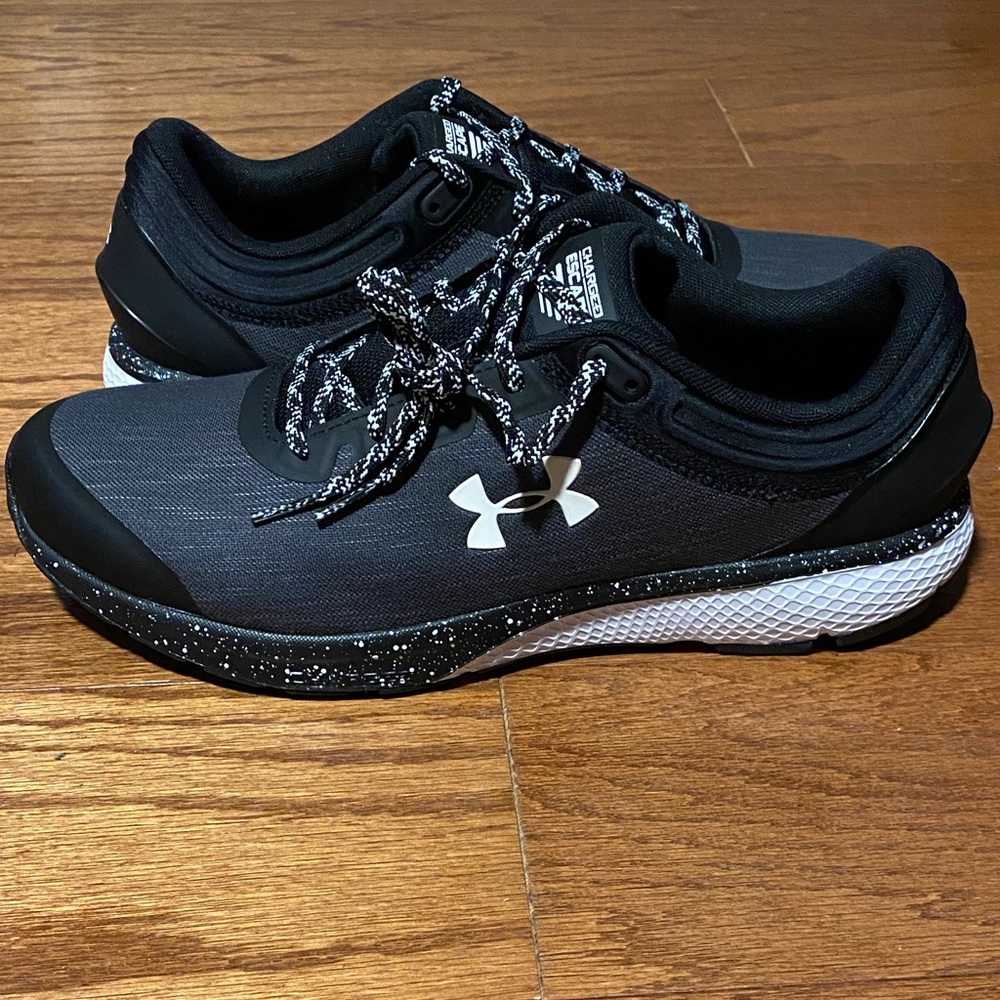 Brand new Under Armour gym shoes